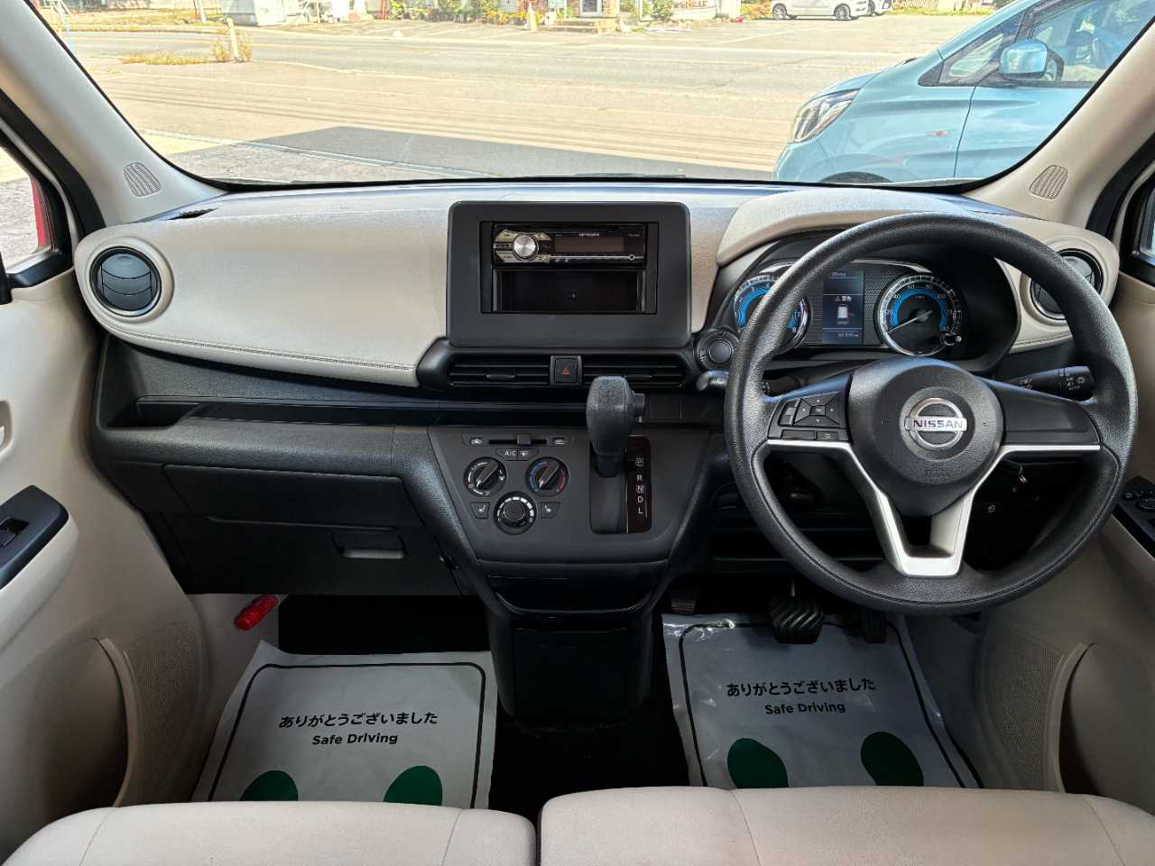 日産 デイズ