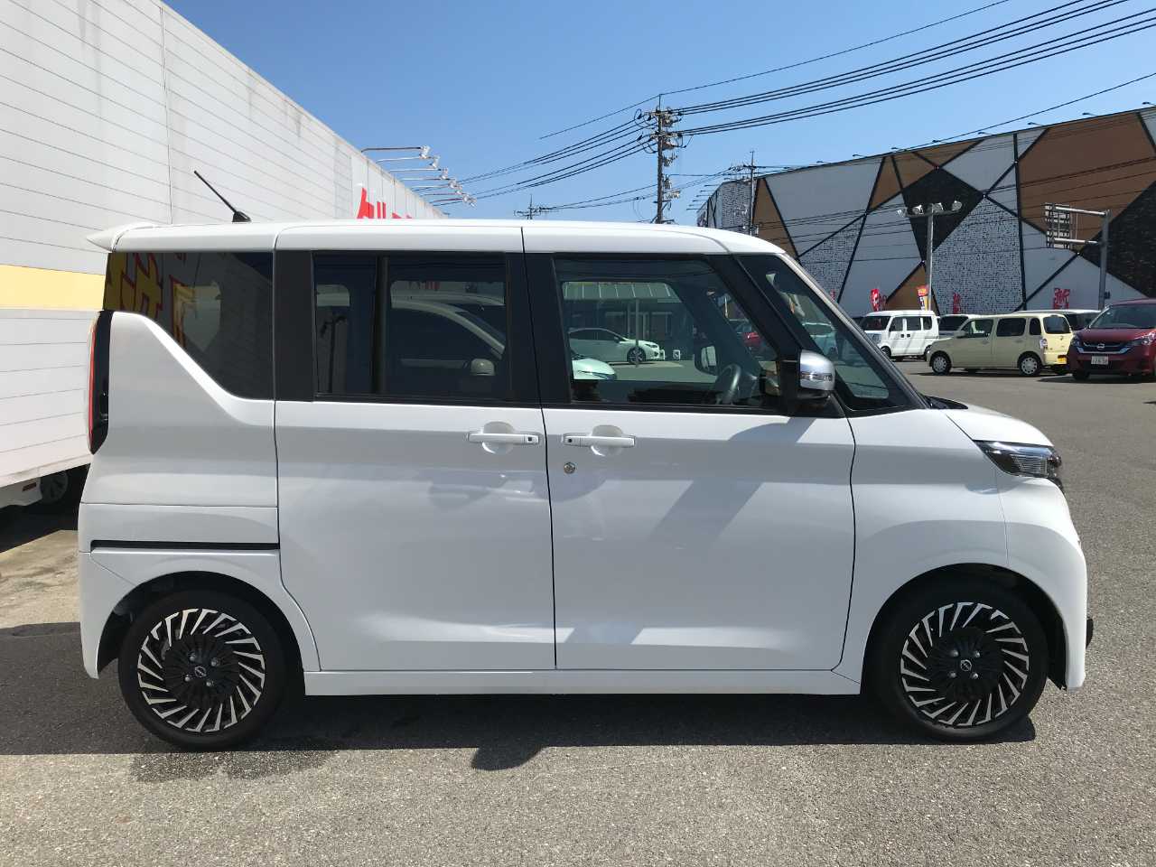 日産 ルークス