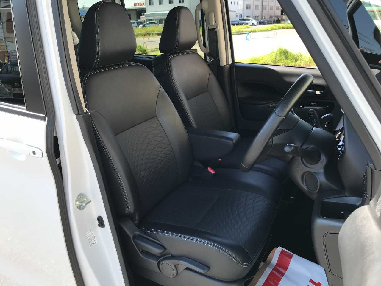 日産 ルークス
