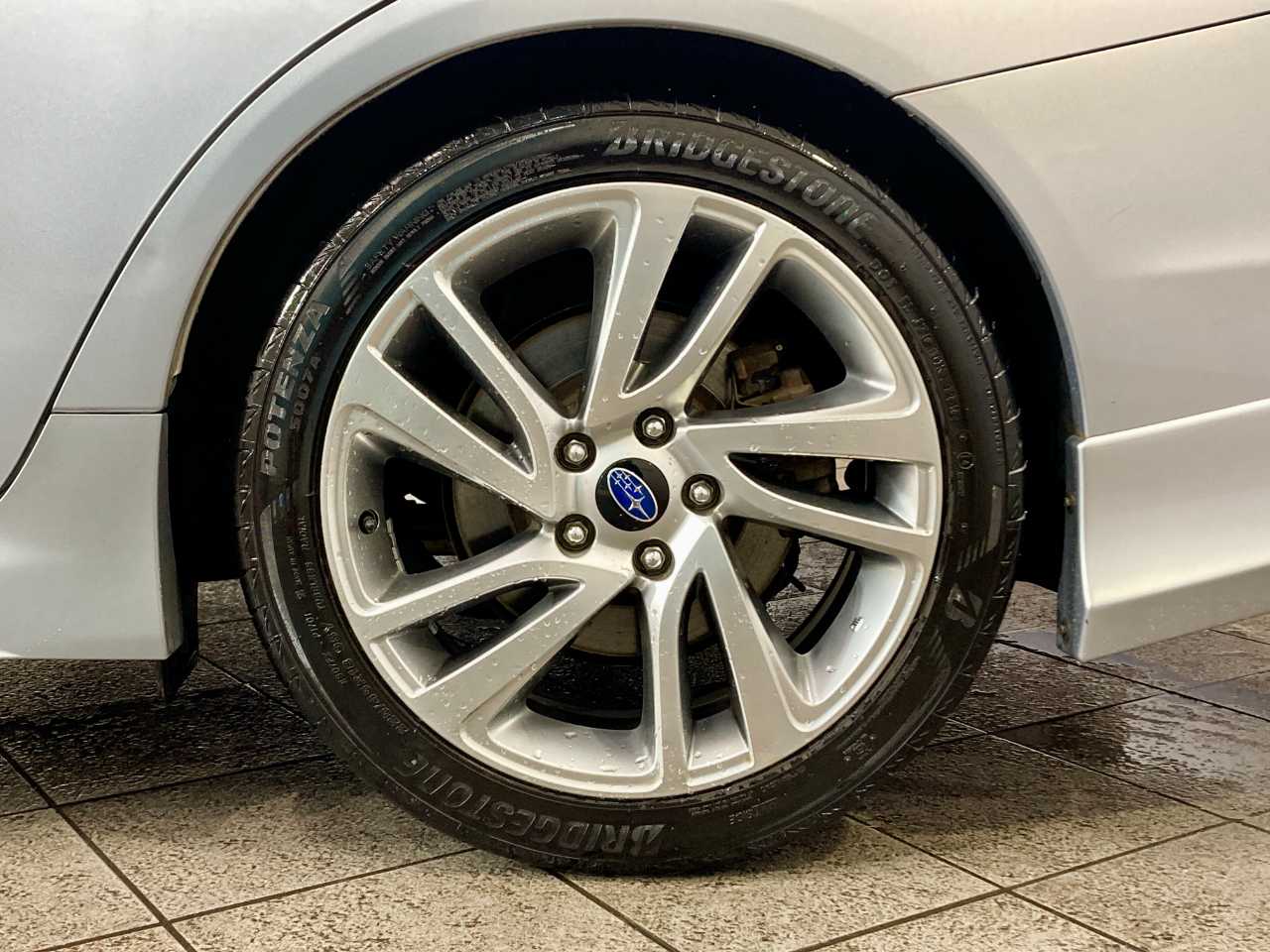 スバル ＷＲＸ　Ｓ４