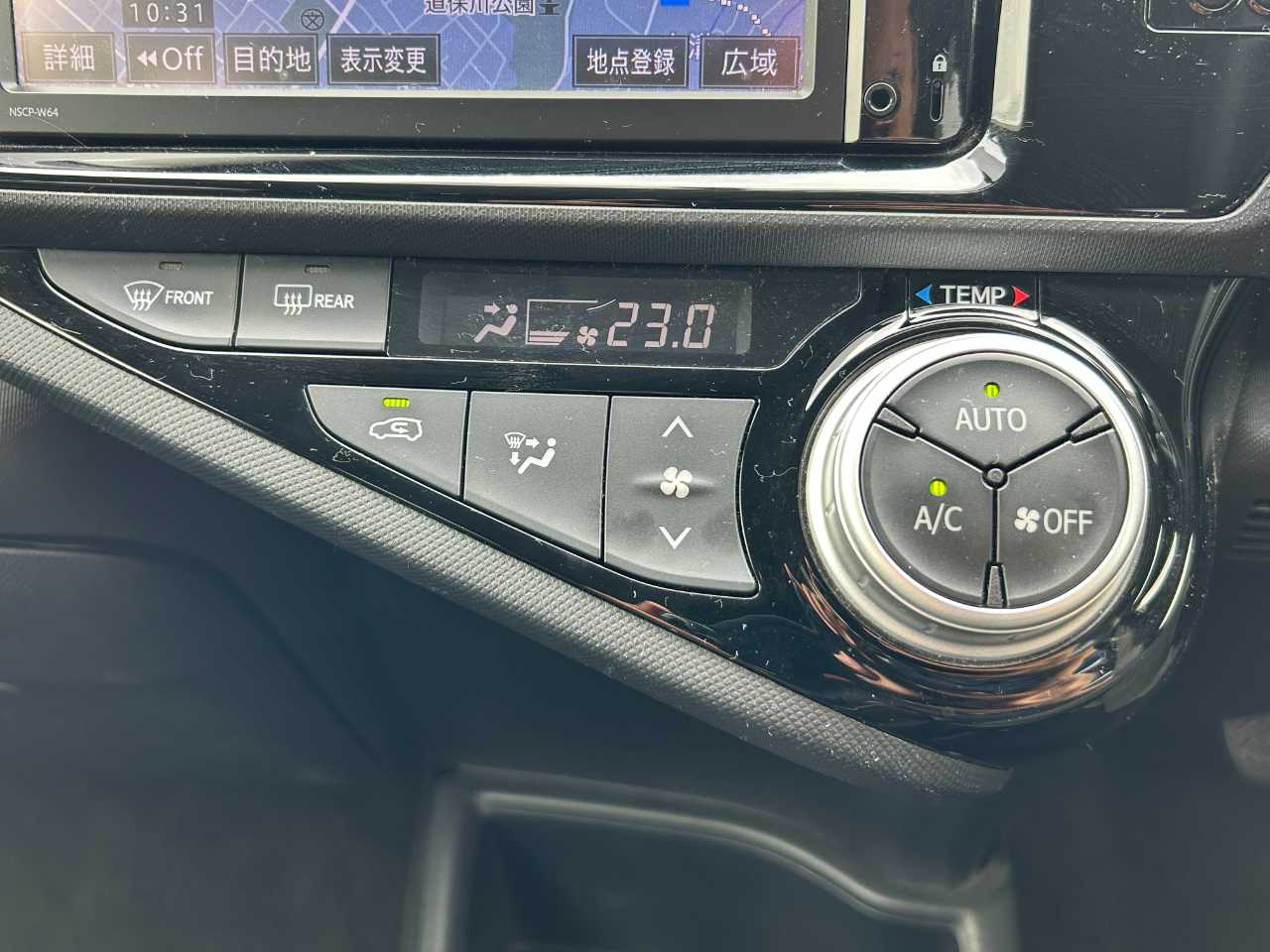 トヨタ アクア