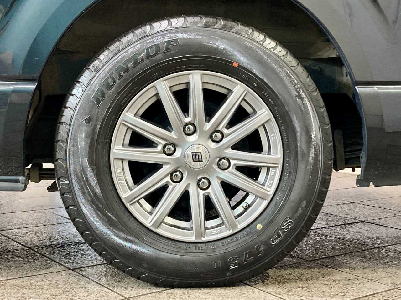 トヨタ ハイエースバン