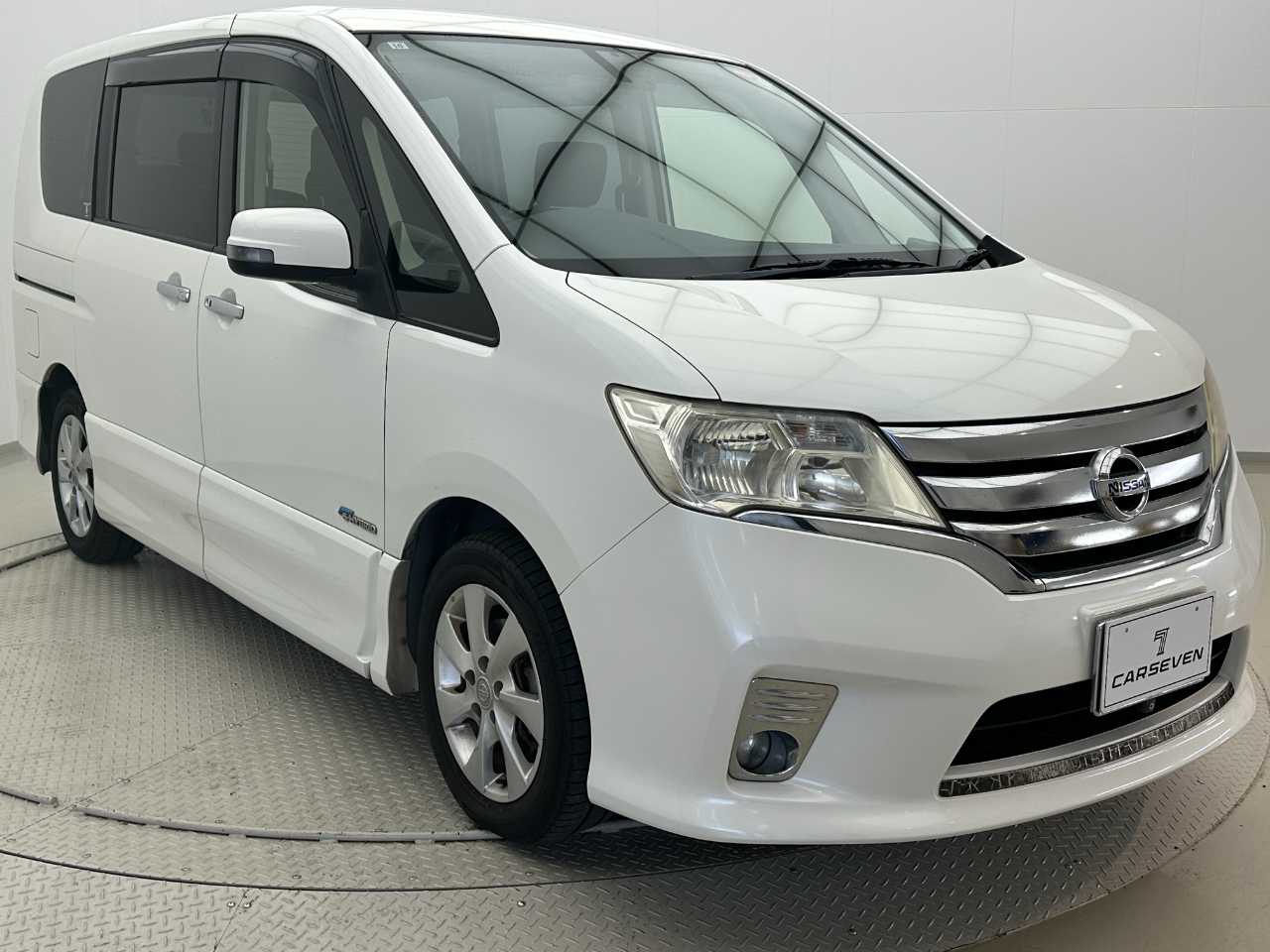 日産 セレナ
