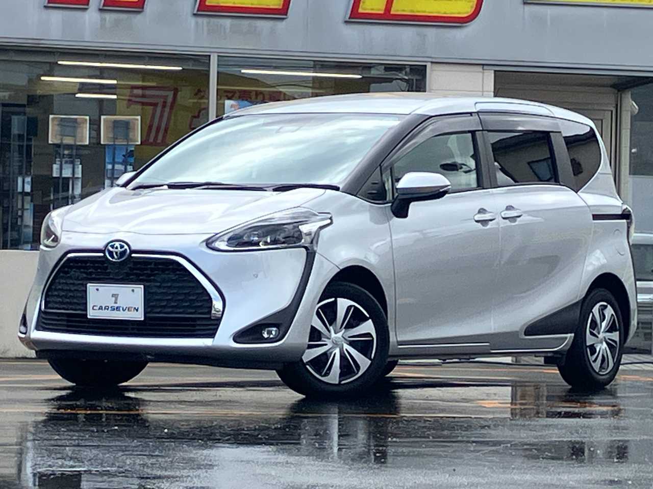 トヨタ シエンタ　ハイブリッド