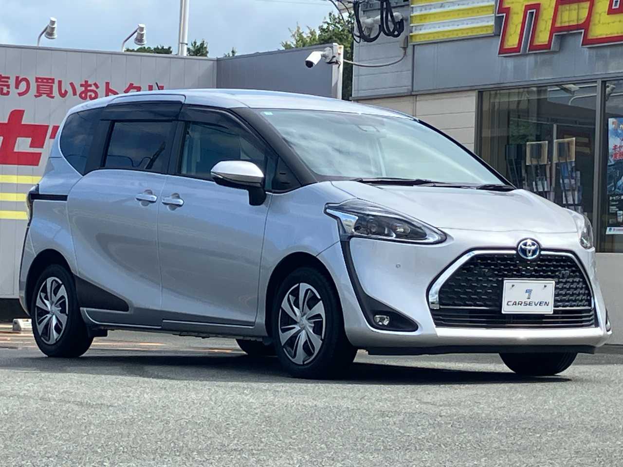 トヨタ シエンタ　ハイブリッド