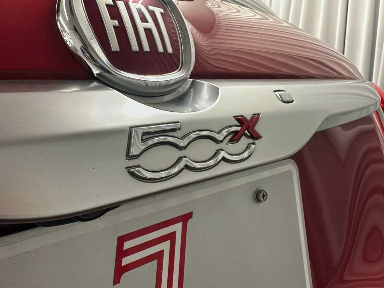 フィアット フィアット　５００Ｘ　ＳＵＶ