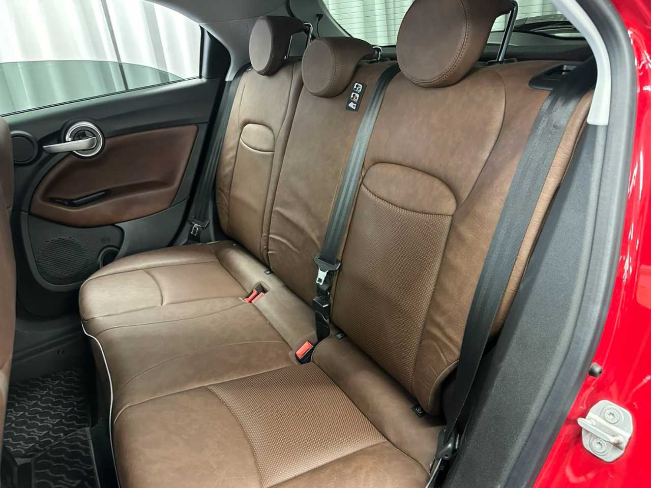 フィアット フィアット　５００Ｘ　ＳＵＶ