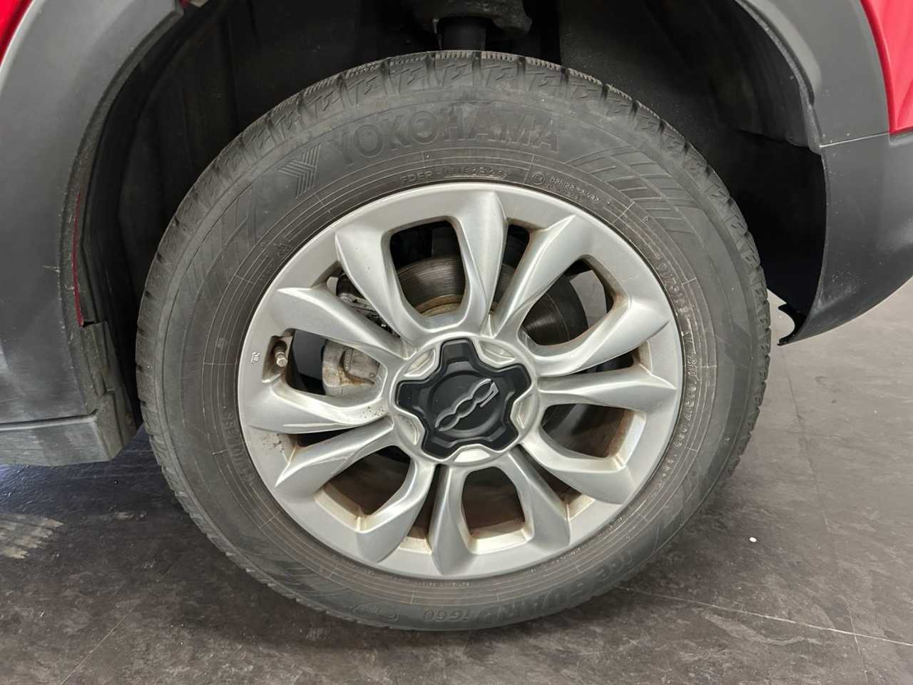 フィアット フィアット　５００Ｘ　ＳＵＶ