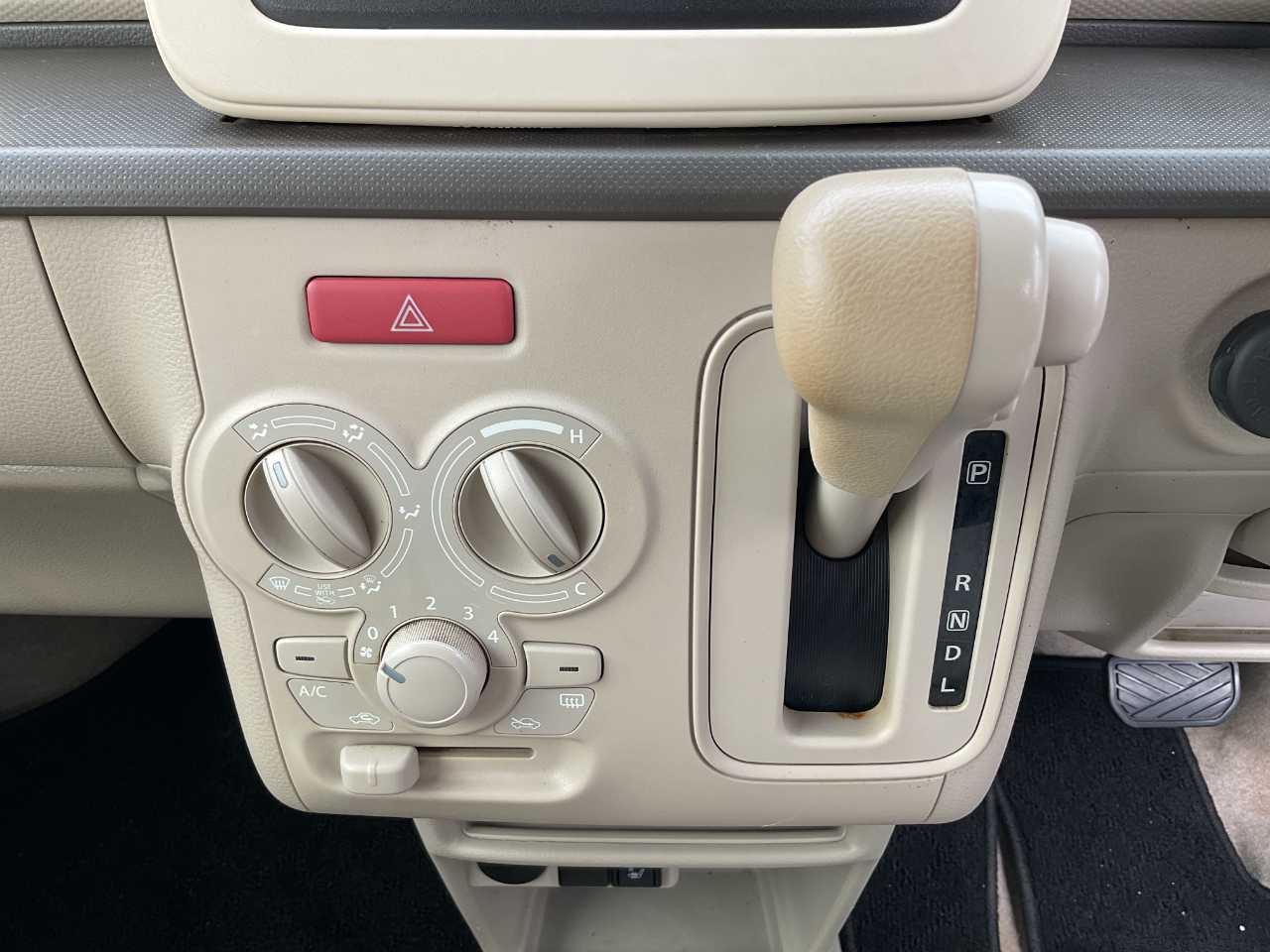 スズキ アルトラパン