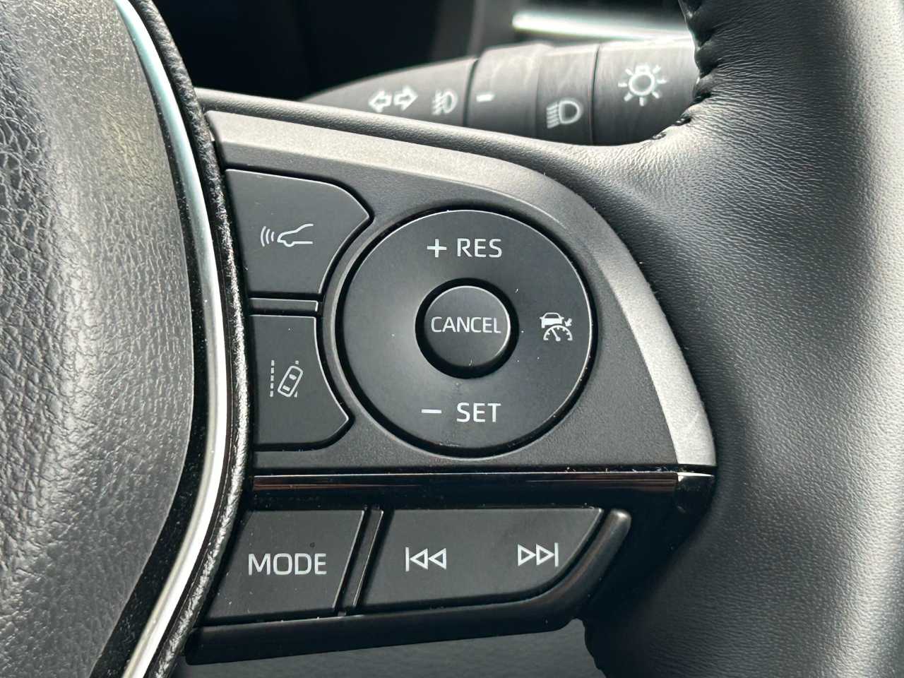 トヨタ ハリアーＰＨＥＶ
