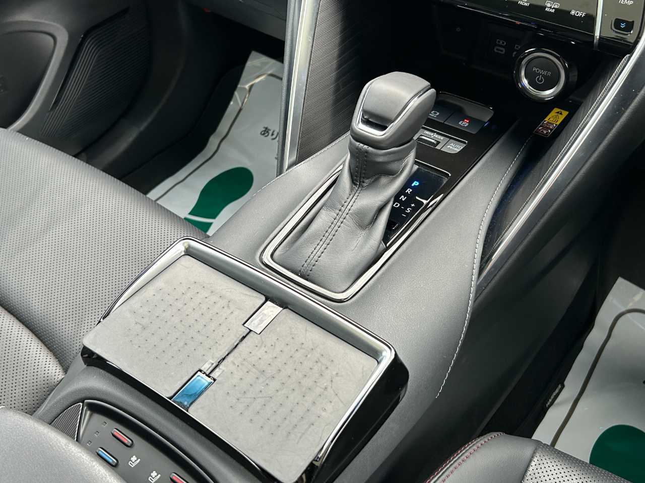 トヨタ ハリアーＰＨＥＶ