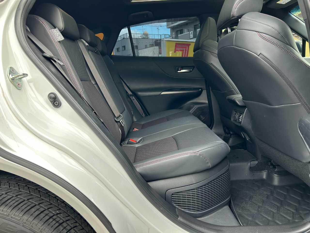 トヨタ ハリアーＰＨＥＶ
