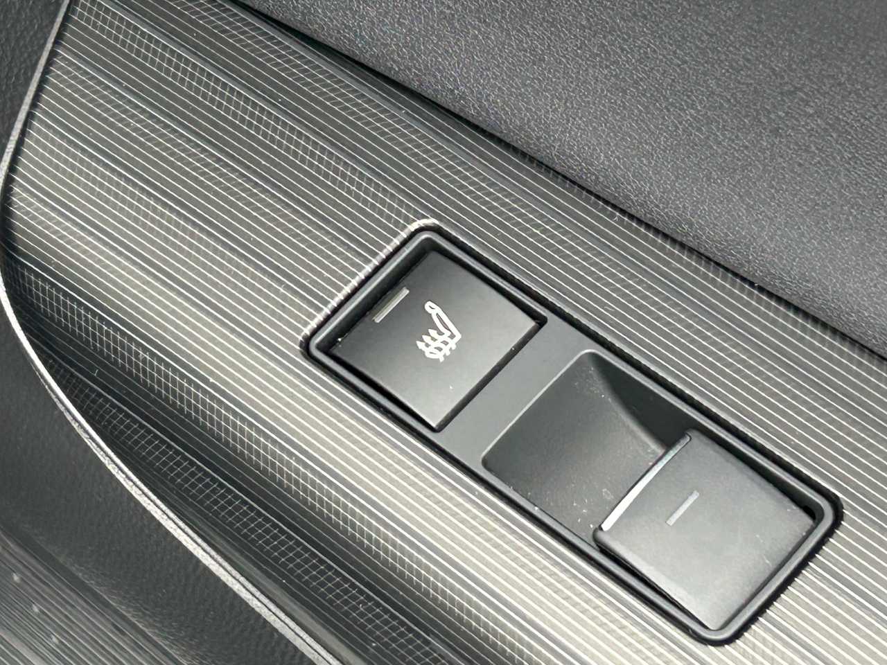 トヨタ ハリアーＰＨＥＶ