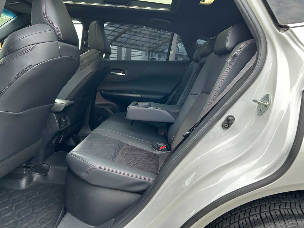 トヨタ ハリアーＰＨＥＶ