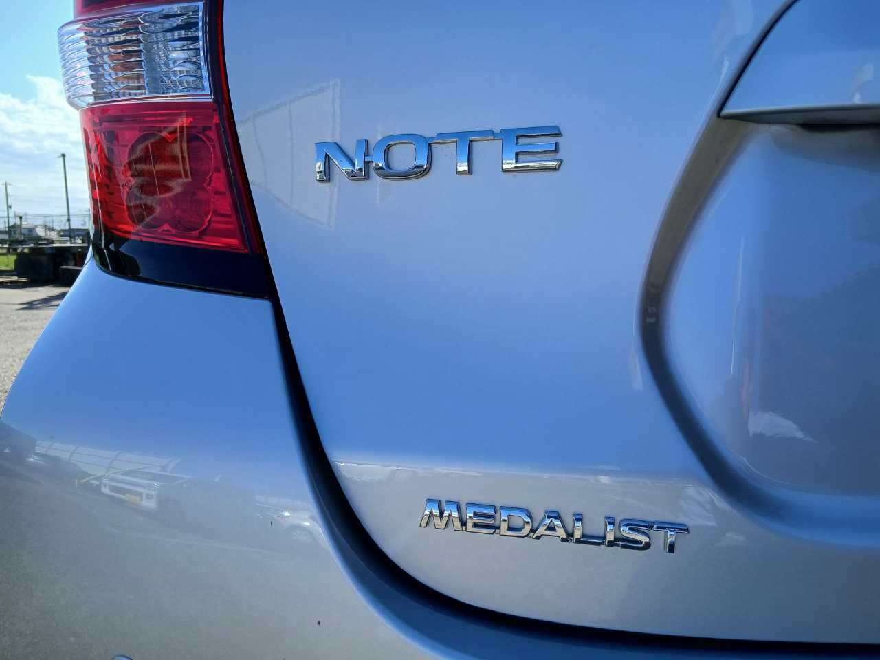 日産 ノート　ＨＢ