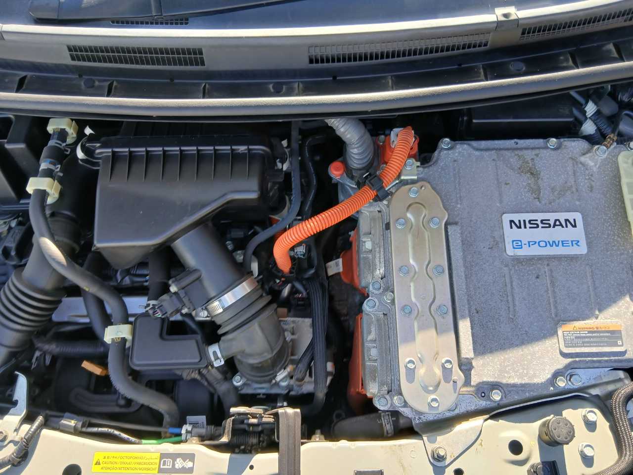 日産 ノート　ＨＢ
