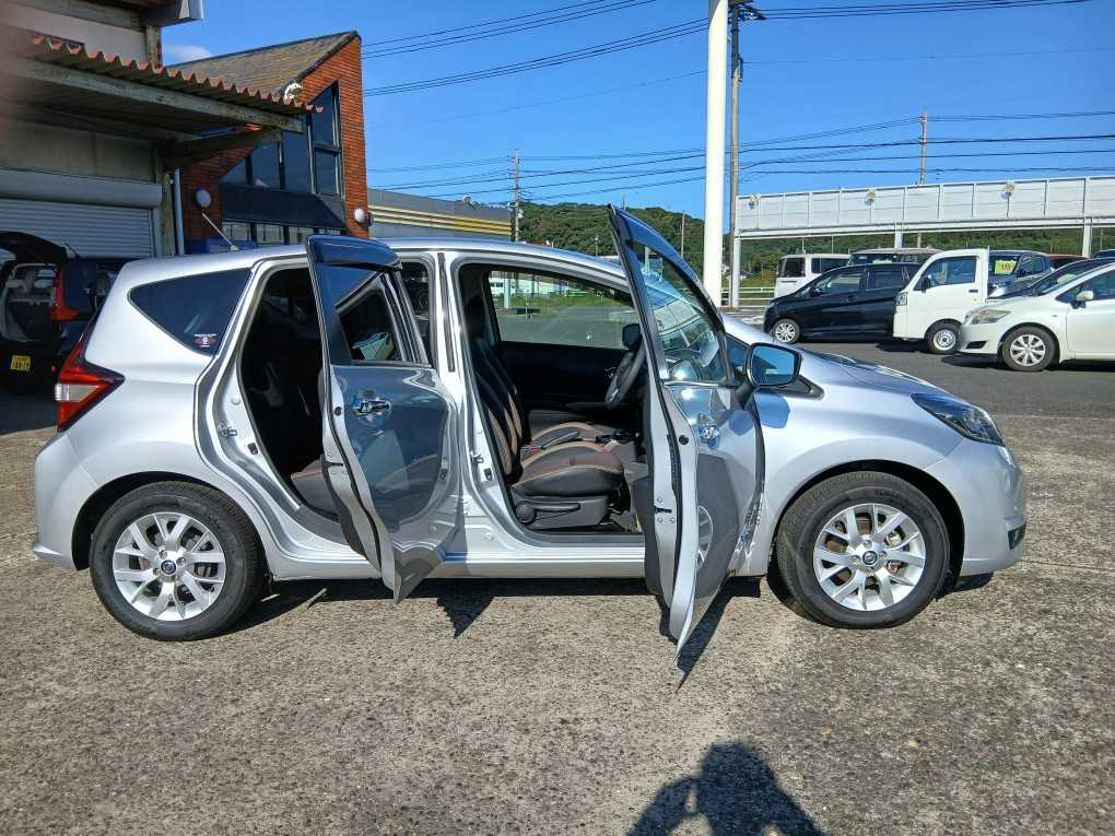日産 ノート　ＨＢ