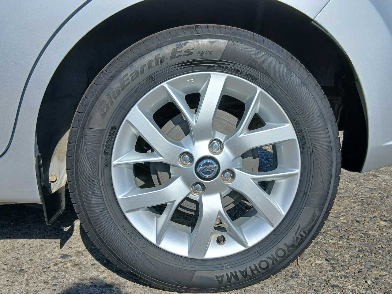 日産 ノート　ＨＢ