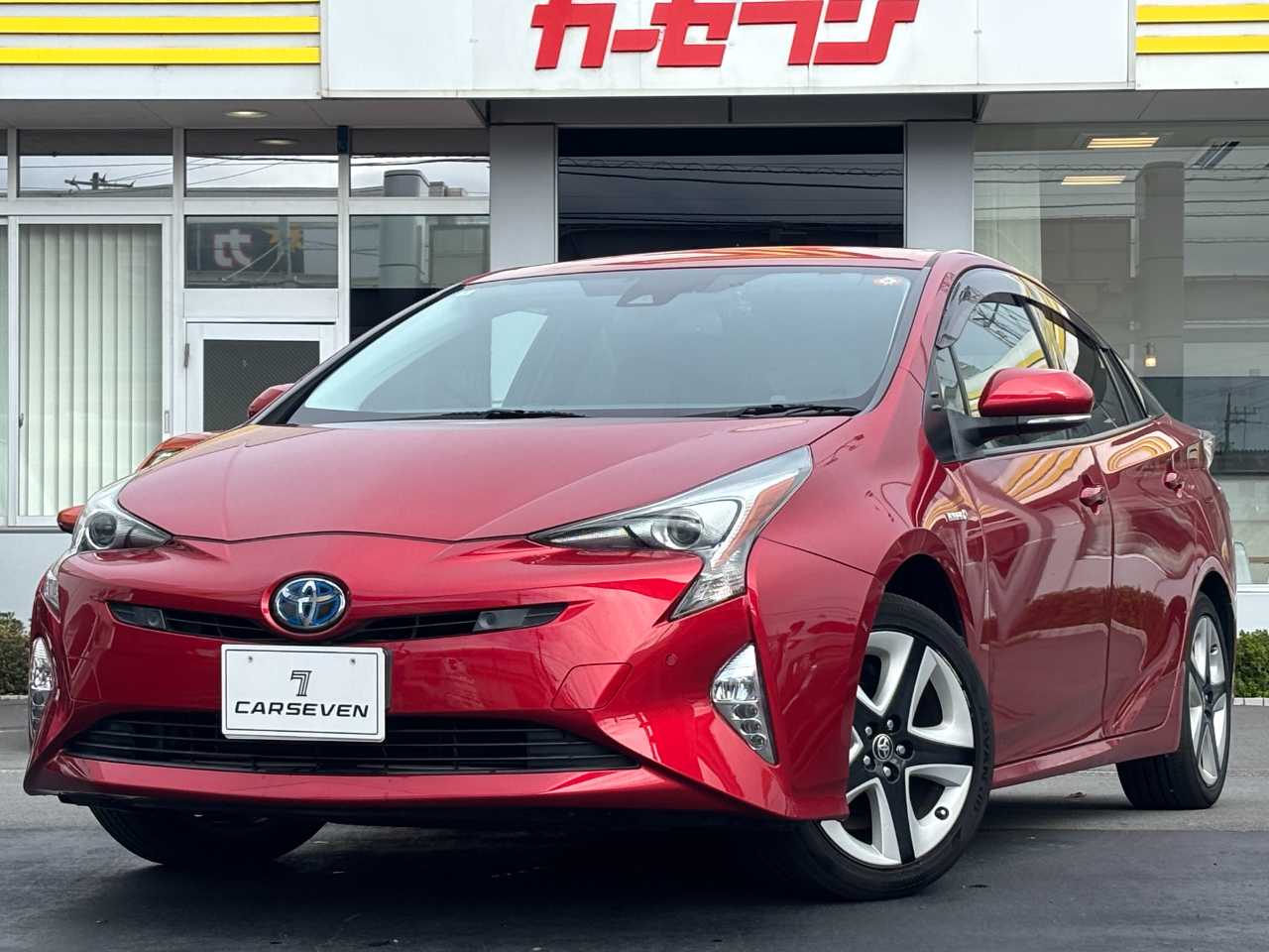 トヨタ プリウス