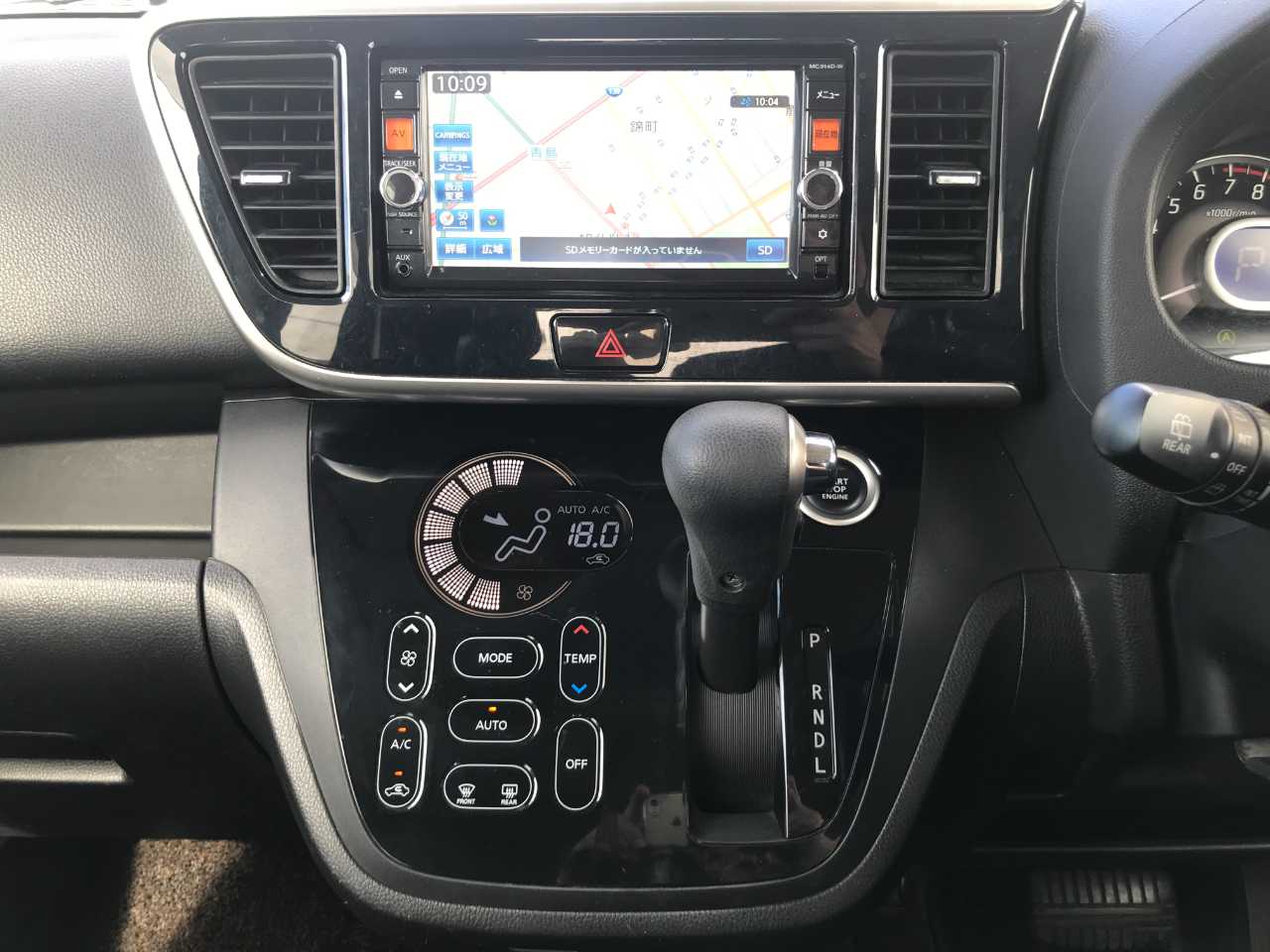 日産 デイズ　ルークス