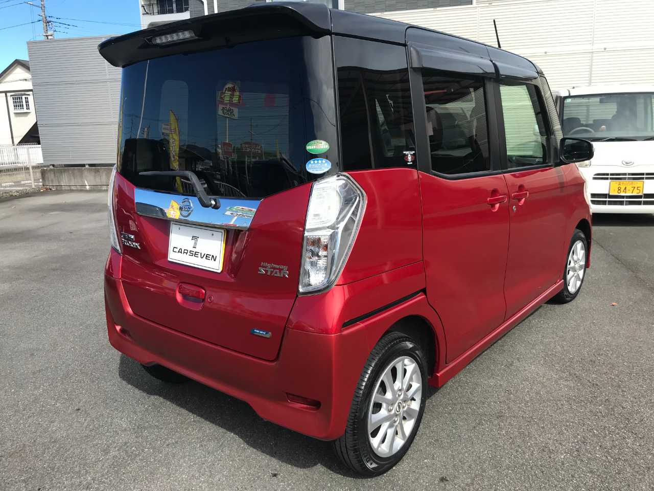日産 デイズ　ルークス