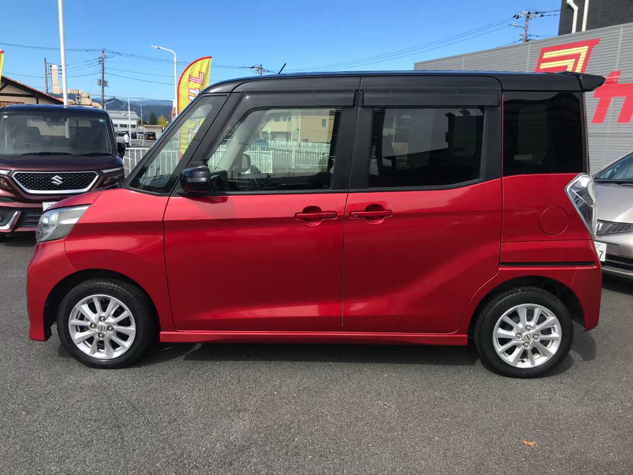 日産 デイズ　ルークス