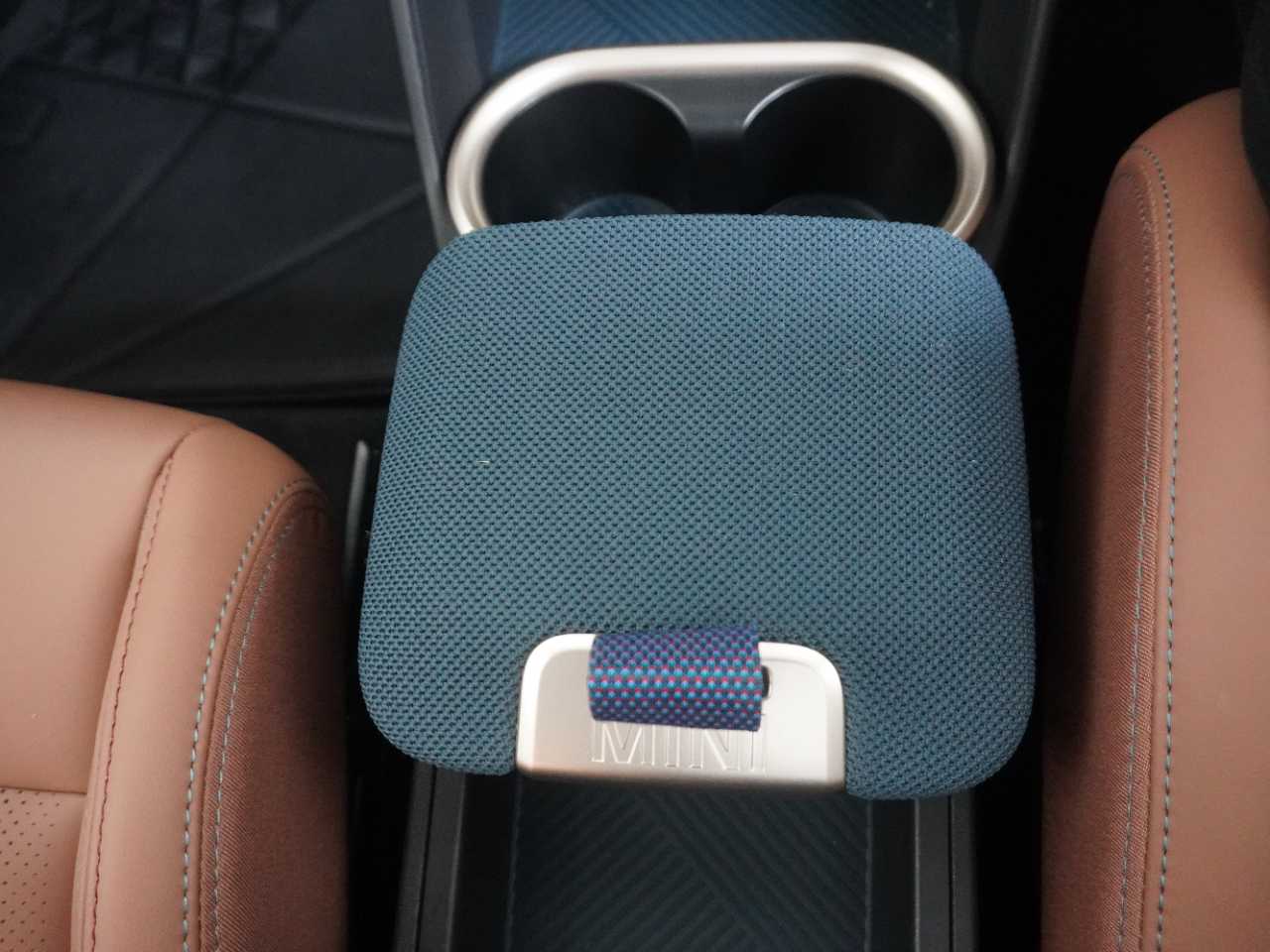 ＭＩＮＩ ＢＭＷ　ミニ　ＳＵＶ