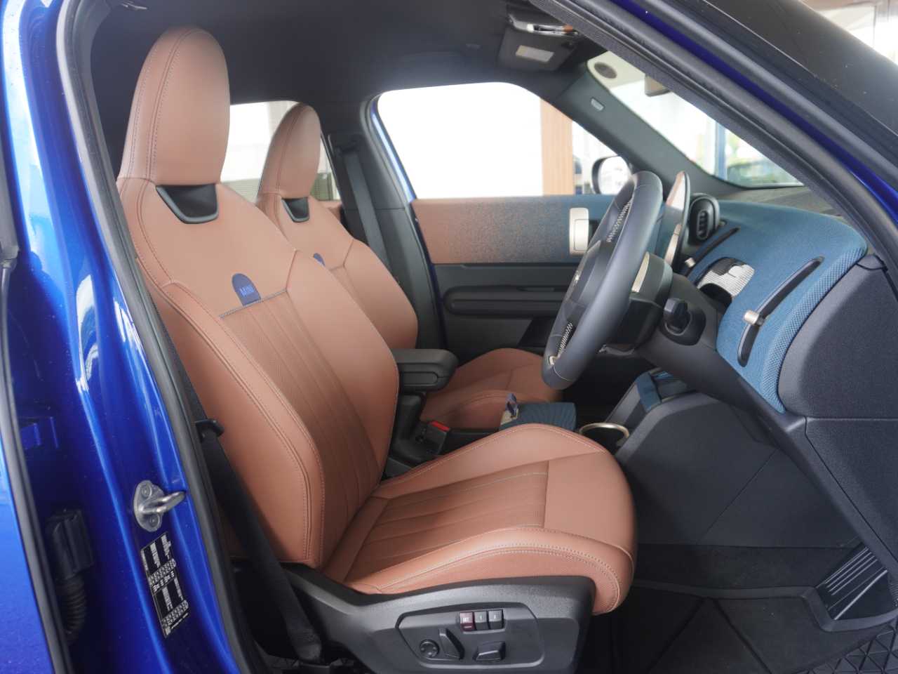 ＭＩＮＩ ＢＭＷ　ミニ　ＳＵＶ