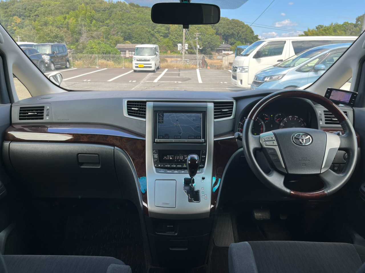 トヨタ ヴェルファイア