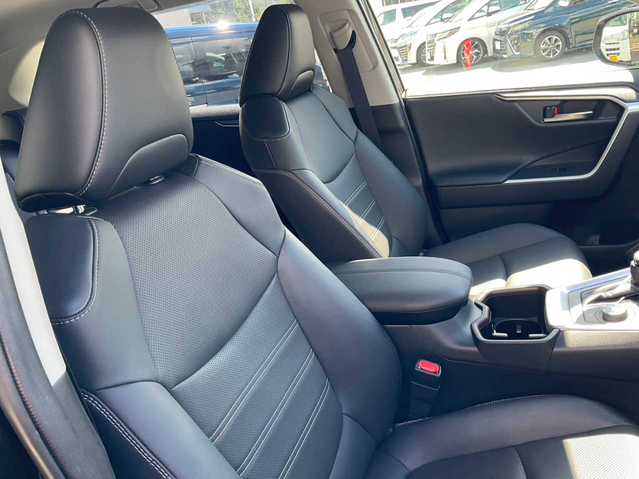 トヨタ ＲＡＶ４　ハイブリッド