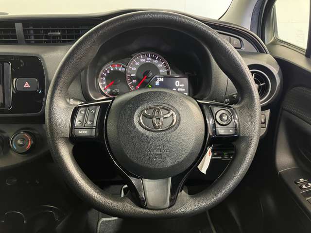 トヨタ ヴィッツ