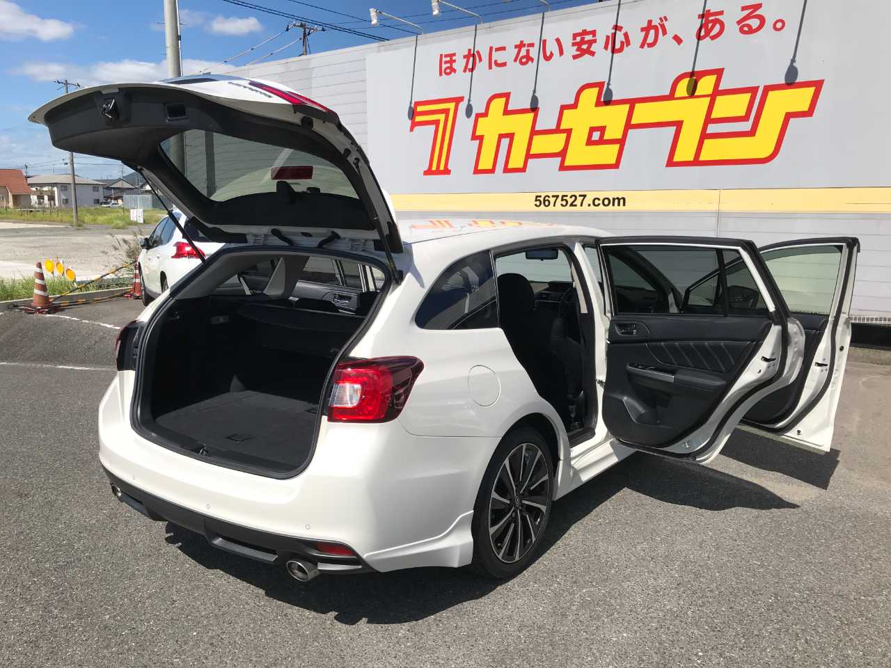 スバル レヴォーグ