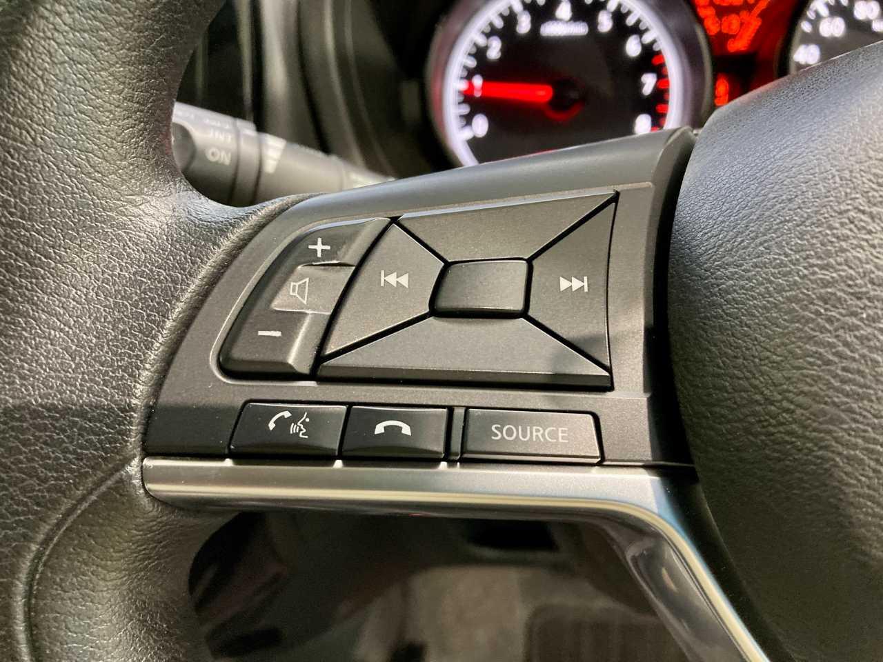 日産 ノート　ＨＢ