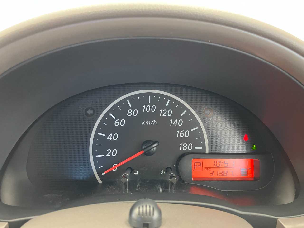 日産 マーチ　ＨＢ