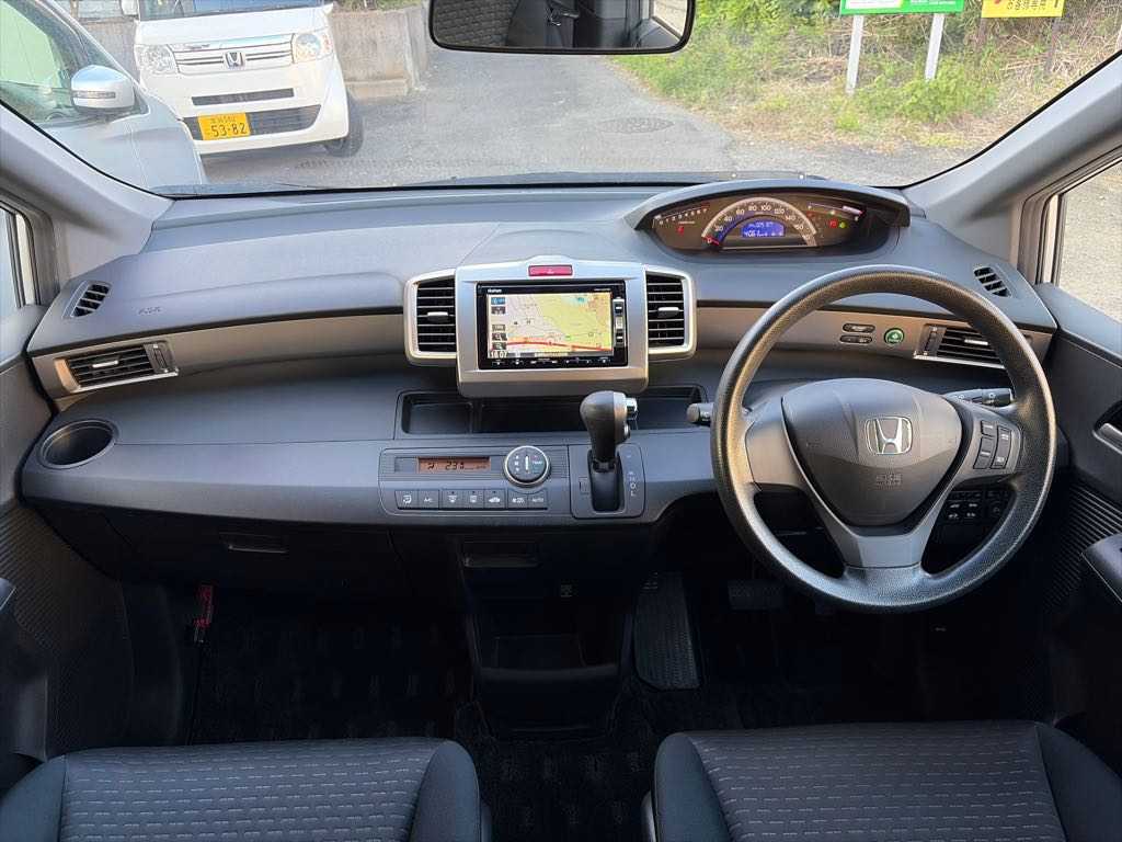 ホンダ フリードスパイク