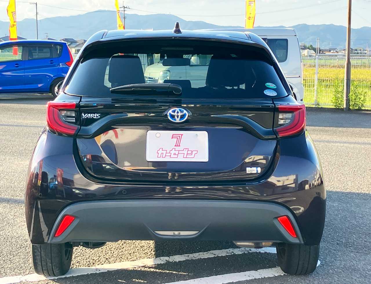 トヨタ ヤリス　ハイブリッド