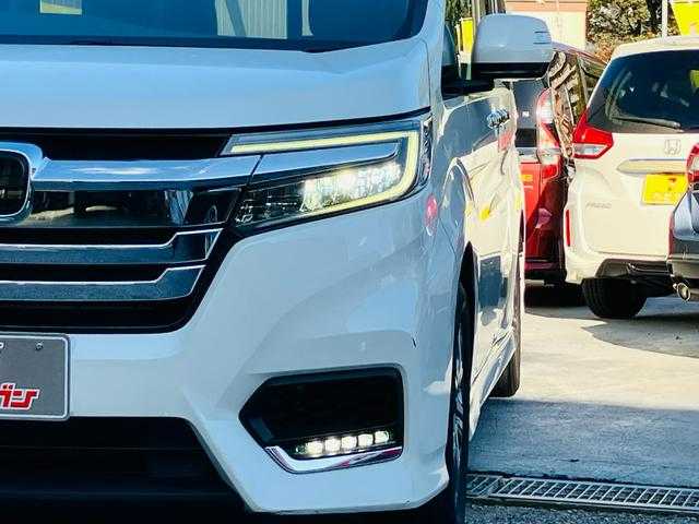 ホンダ ステップワゴン　スパーダ　ハイブリッド