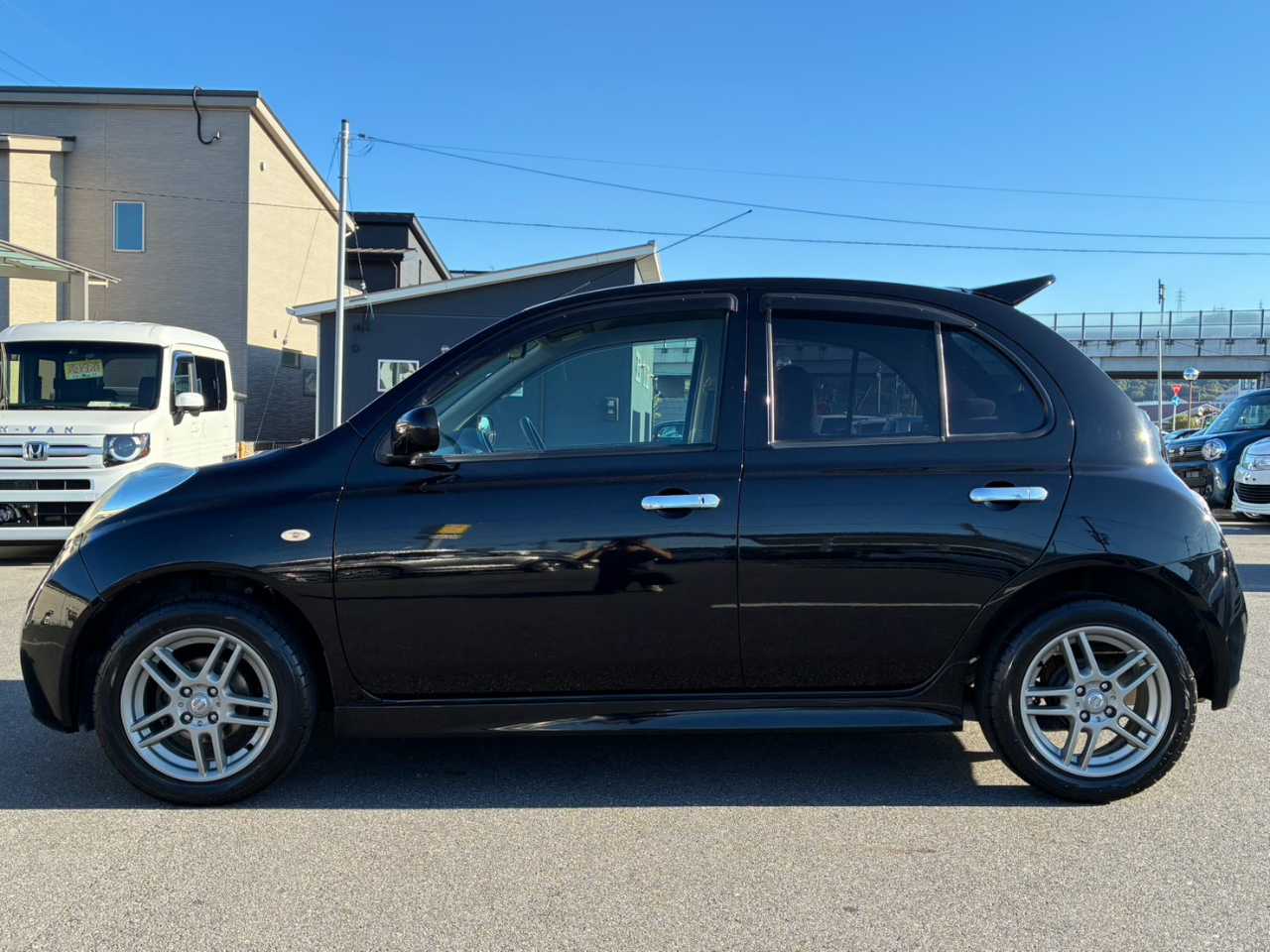 日産 マーチ　ＨＢ