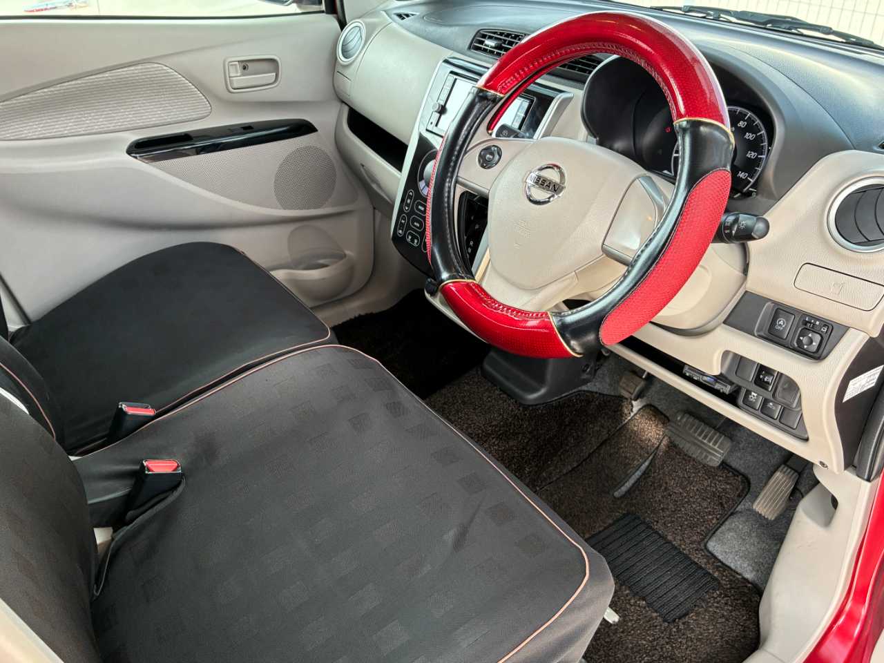 日産 デイズ