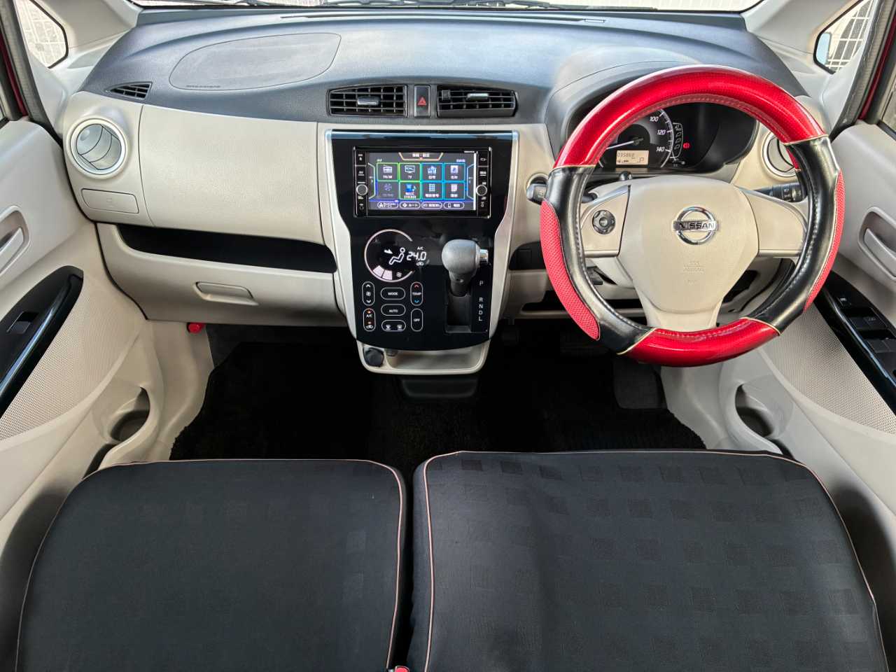 日産 デイズ