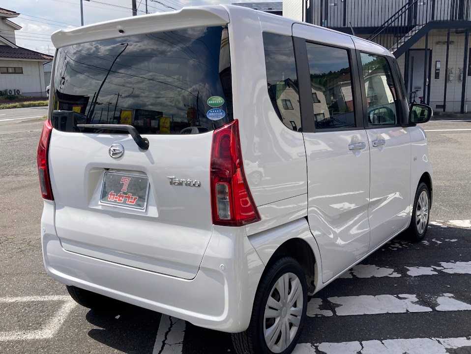 ダイハツ タント