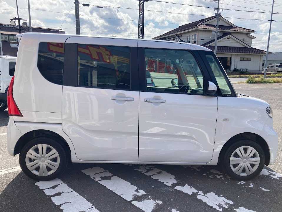 ダイハツ タント