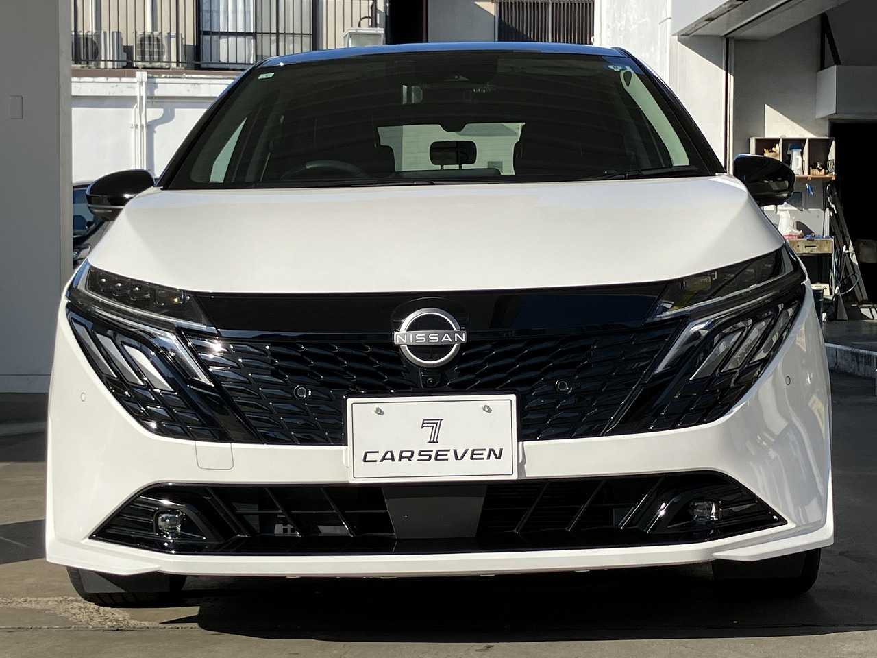 日産 オーラ