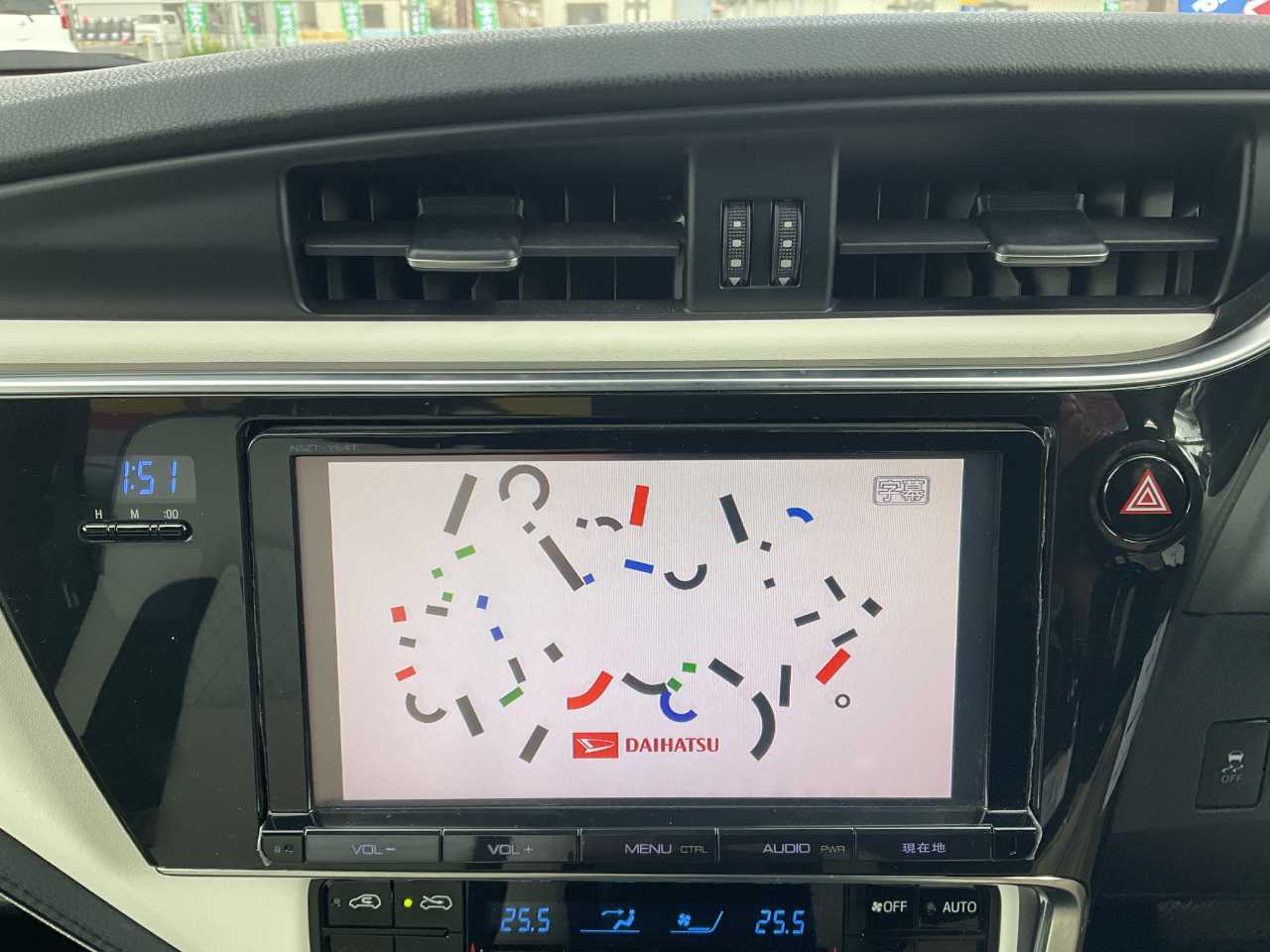 トヨタ オーリス　ハイブリッド