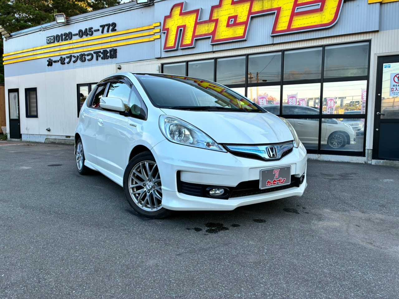 ホンダ フィット　ハイブリッド