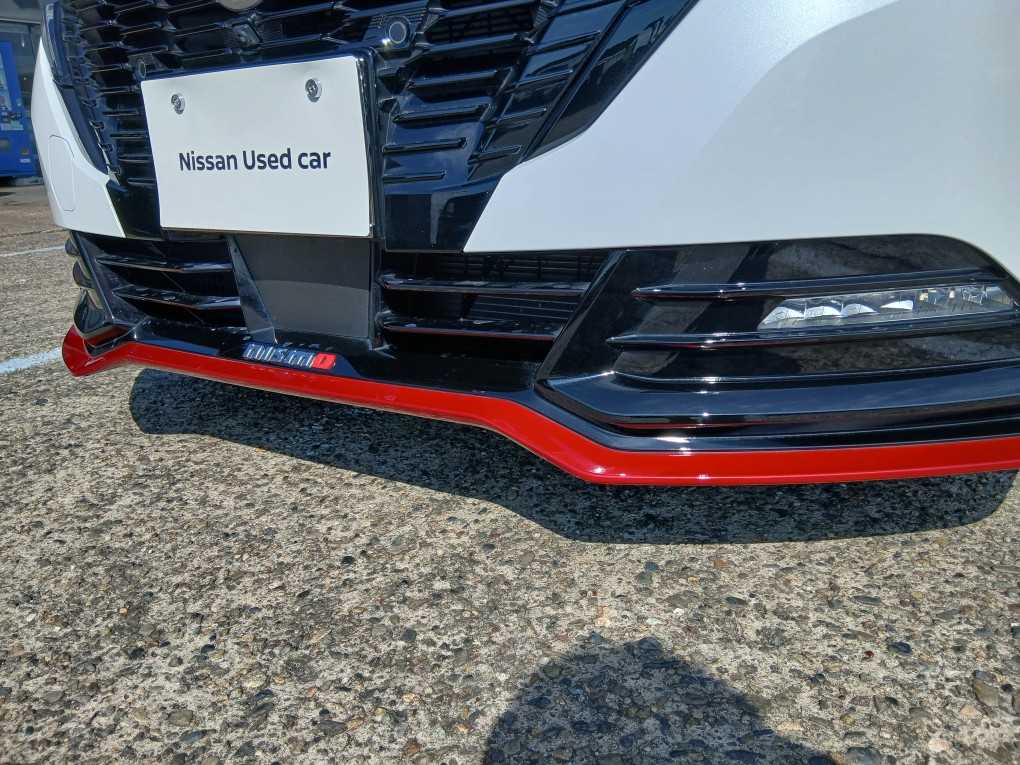 日産 オーラ
