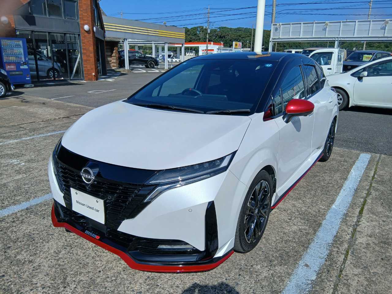 日産 オーラ