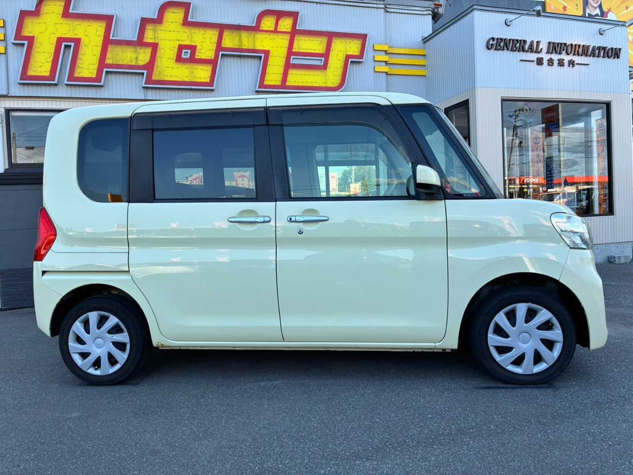ダイハツ タント