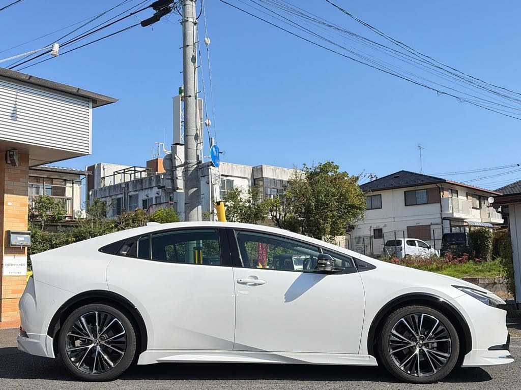 トヨタ プリウス