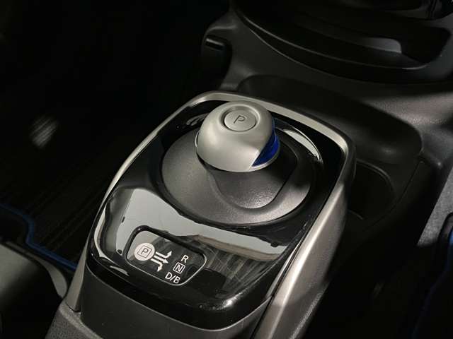 日産 ノート　ＨＢ